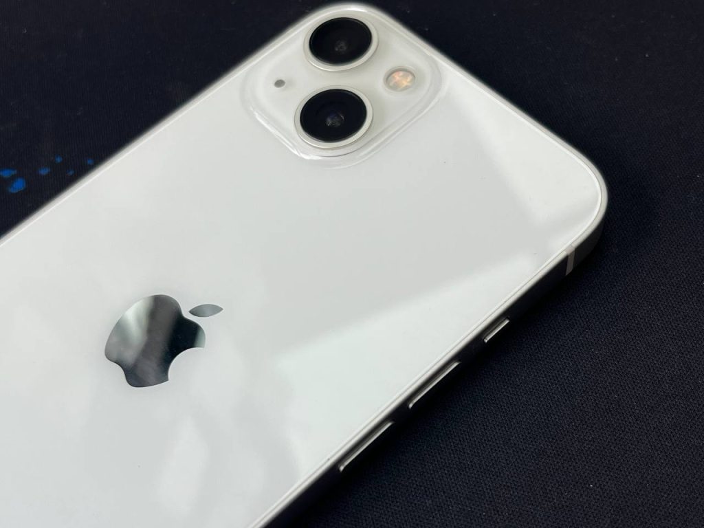 گوشی استوک موبایل اپل مدل iPhone 13 CH دو سیم‌ کارت ظرفیت 128 گیگابایت و رم 4 گیگابایت